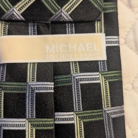 MICHAEL KORS Vintage Silk Tie - Picture 4 of 6